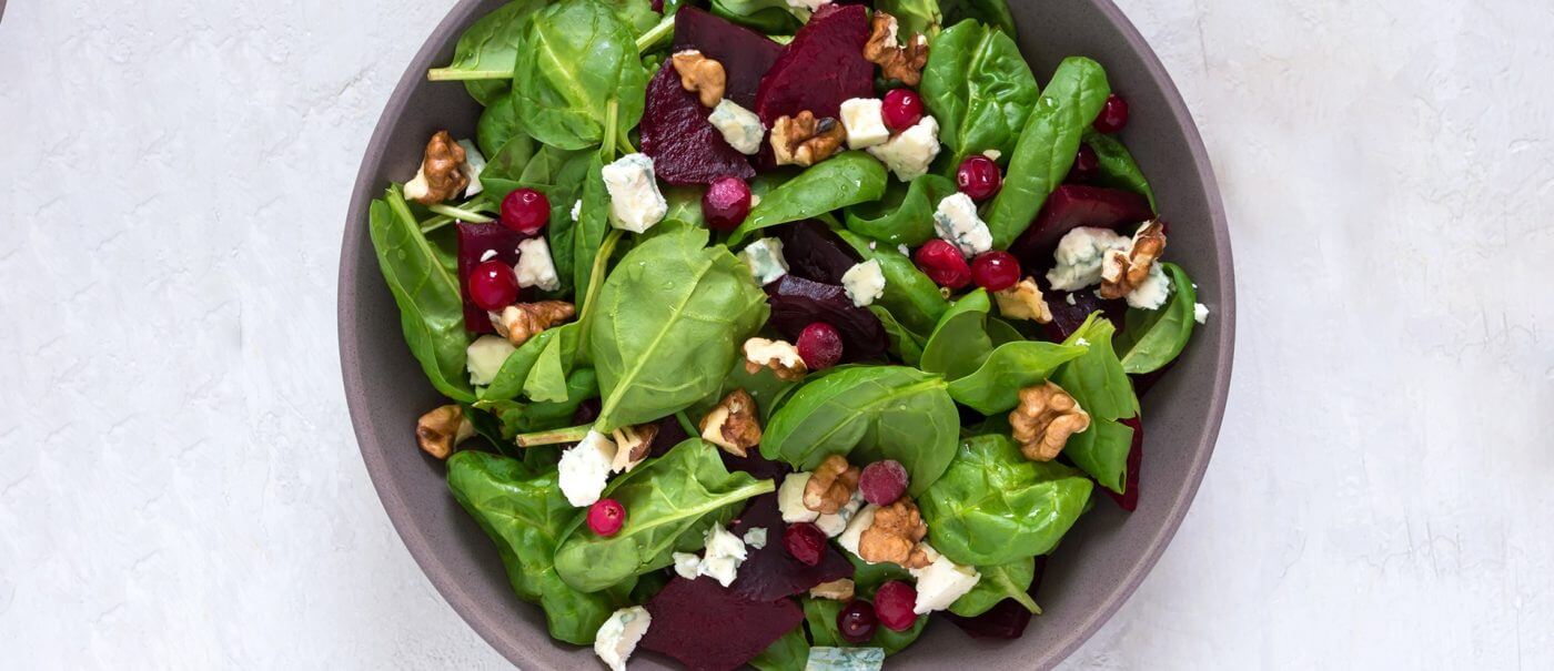 Blattspinat mit Granatapfel